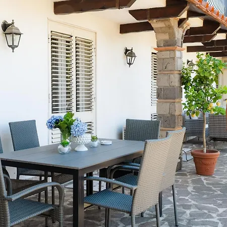 Rossella Vila Sorrento